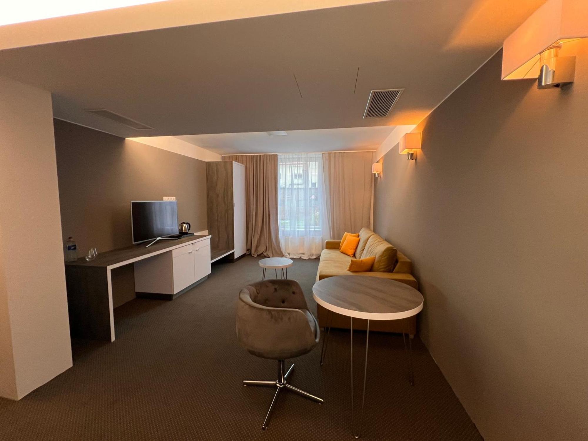 Dependance Patriot Trnava Hotel Ngoại thất bức ảnh