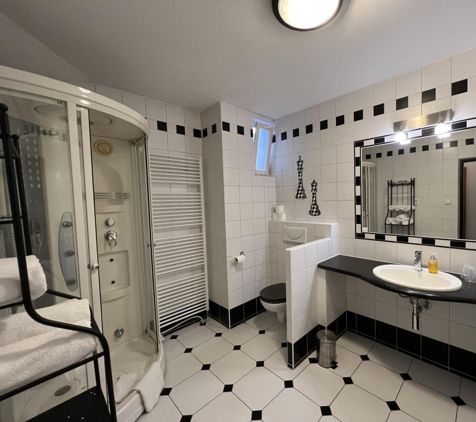 Dependance Patriot Trnava Hotel Ngoại thất bức ảnh